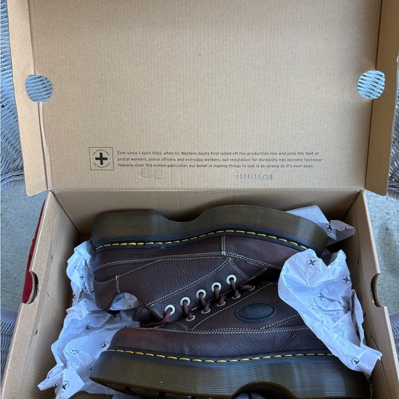 Dr. Martens Buzz Grizzly shoes - Picture 6 of 7